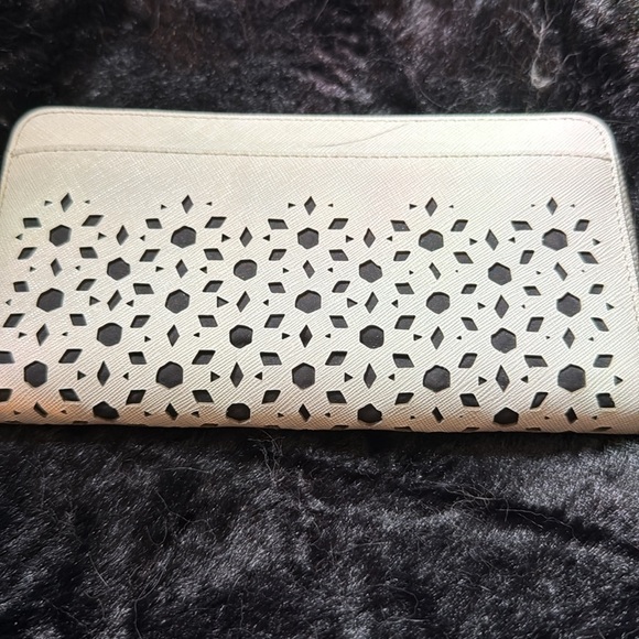 Kate Spade Cream Laser-Cut Wallet - Picture 2 of 7